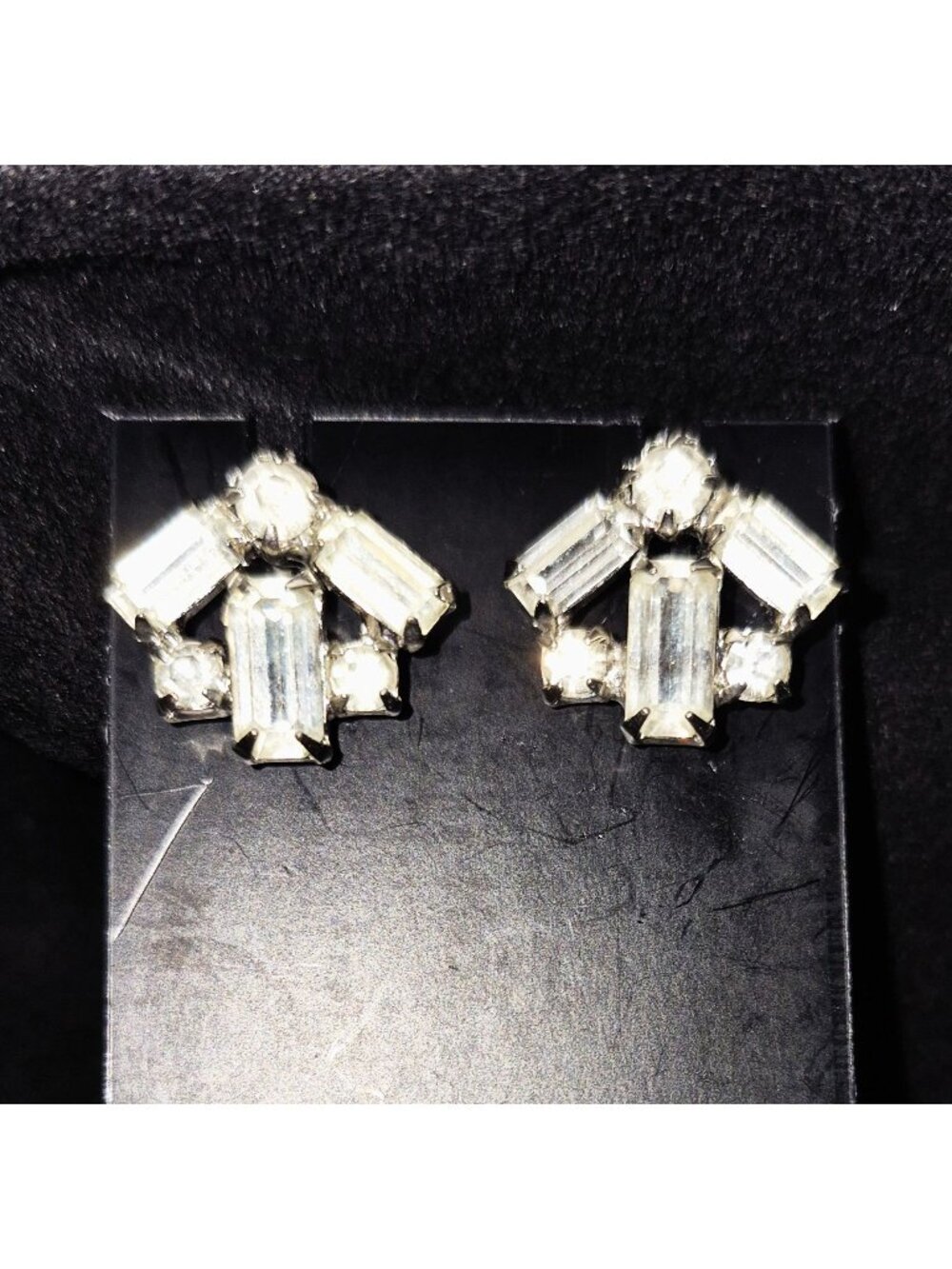 Vintage Weiss Rhinestone Earrings Screw Back Clear Baguette Crystal Signed